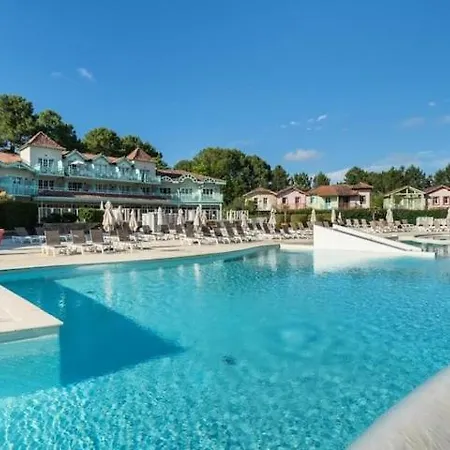 Maison Sur Golf Avec Piscine Chauffee A Ocean
