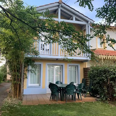 Maison Sur Golf Avec Piscine Chauffee A Ocean